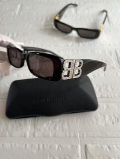 未使用　バレンシアガ BALENCIAGA メンズ　レディース　サングラス 2025年最新】balenciaga サングラスの人気アイテム - メルカリ