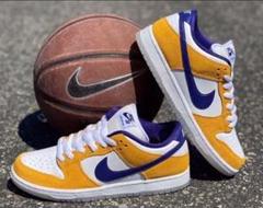 Nike SB Dunk Low Laser Orangeのサムネイル
