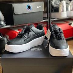NIKE Wエアフォース1セージ◆24.5cm