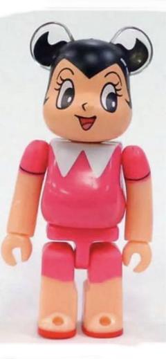 ベアブリック　33  CUTE 裏　鉄腕アトムのサムネイル