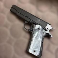 エジプト Egypt製 1911ガバメント用 パールホワイトグリップ Amazon | CAROM SHOT M1911A1 ホワイトパール inメダル 【コルト