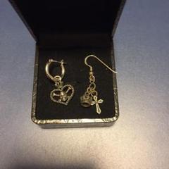 Justin Davis ピアス