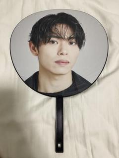 【2枚セット】影山拓也 うちわ 個人うちわ IMP. TOBE グッズ IMP. IMPACTors 影山拓也 うちわ 2枚セット - メルカリ