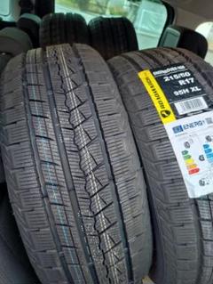 ほぼ新品スタッドレスタイヤ 215/50 R17 95H XL ほぼ新品スタッドレスタイヤ 215/50 R17 95H XL