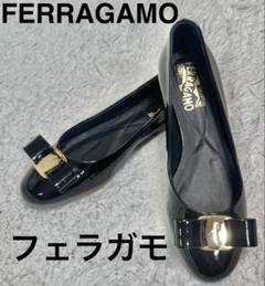 極美品 フェラガモ 5C ヴァラ リボン エナメル フラットシューズ ブラック 極美品 フェラガモ 5C ヴァラ リボン エナメル フラットシューズ