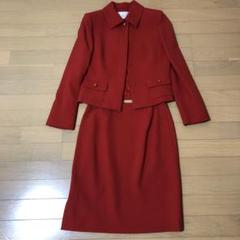 超お買い得大特価‼️Harrodsの赤色スーツ❣️ 超お買い得大特価‼️Harrodsの赤色スーツ❣️