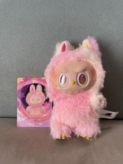 LABUBU Big into Energy ペンダントぬいぐるみ