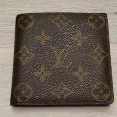 ルイヴィトン モノグラム 二つ折り財布