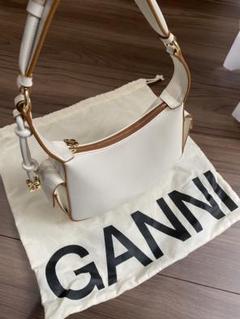 GANNI shoulder Bag 保存袋あり　ショルダーバッグのサムネイル