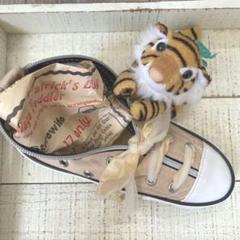 スニーカーのペンケース＆TIGER Cheeseのトラさん