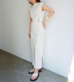 【美品】titivate ティティベイト ラウンドネックワッフル ワンピース 白