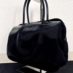 2025年最新】prada アーカイブの人気アイテム - メルカリ