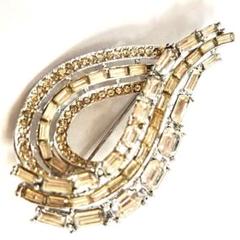 レトロ ゴージャス テーパーカットストーン シルバーカラー ブローチ