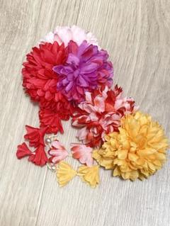 髪飾り　花飾り　ピンク・赤・橙　造花　2点