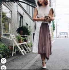 ✨美品✨ Ameri VINTAGE アシンメトリープリーツスカート AMERI アシンメトリー花柄プリーツスカート S〜M - メルカリ