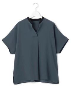 【未使用】23区 パールボタン ツイストジョーゼット Vネックブラウス 38 2025年最新】23区 ブラウス ジョーゼットの人気アイテム - メルカリ