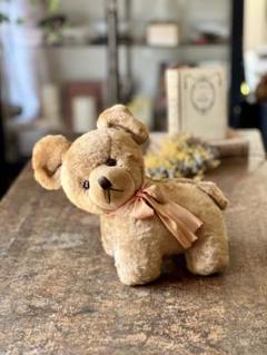 ぬいぐるみ＊アメリカ蚤の市にて＊ヴィンテージ＊珍しいくまさん＊テディベア 🇬🇧英国生まれのテディベアメーカー 《ディーンズ社》特集