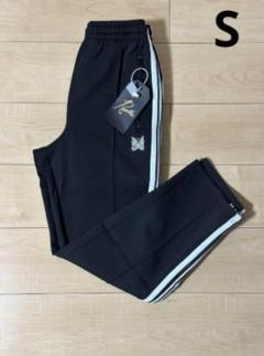 【美品】needles トラックパンツ　ブラックSサイズ NEEDLES(ニードルズ) トラック パンツ S 黒 - メルカリ