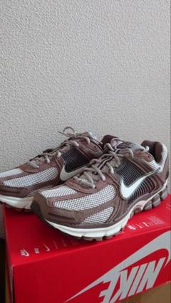 未使用❕ナイキ　ZOOM VOMERO 5 28cm 2025年最新】nike zoom vomero 5 28cmの人気アイテム - メルカリ