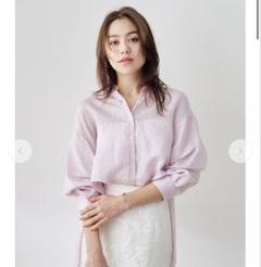 【新品タグ付き】stola. シアーシャツ（M） stola. ストラ バック釦シアーシャツストライプ - メルカリ