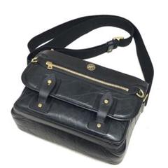 極美品　ハンティングワールド　ショルダーバッグ　バチューレザー　ロゴ金具　黒