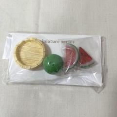 ミニチュアセット　桶　スイカ オブジェ　夏　ナチュラルキッチン　置物　夏休み