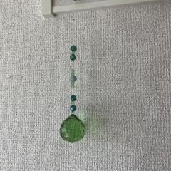 緑色クリスタルサンキャッチャー