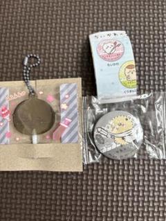 ちいかわ　くら寿司　缶バッジ　ラッコ