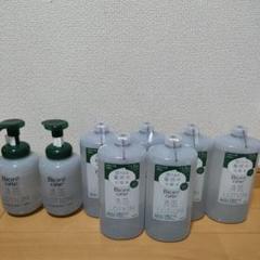 ビオレ　ビオレワン　泡で出る全身化粧水　本体　つめかえのサムネイル