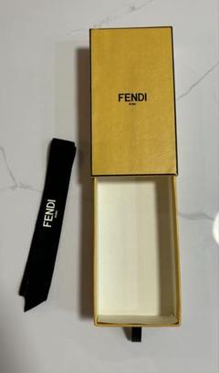 FENDI フェンディ　腕時計　空箱　4箱セット Yahoo!オークション -「空箱」(フェンディ) (は行)の落札相場
