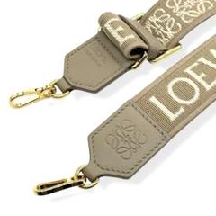 【新品未使用級】LOEWE ストラップ　ダイス　チャーム　箱付き 2025年最新】LOEWE レディース バッグ その他の人気アイテム