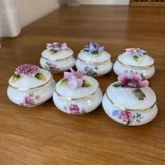 ロイヤルアルバートフラワーオブザマンス 小物入れ 6個セット 訳あり 可愛い陶花 ロイヤルアルバートフラワーオブザマンス小物入れ 6個セット訳