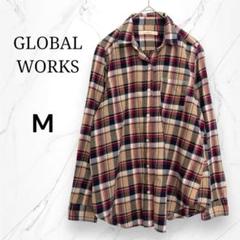 【グローバルワーク】長袖チェック柄シャツ M 　ベージュ　カジュアル