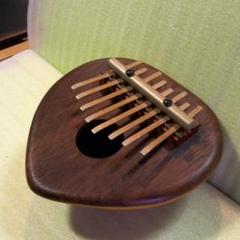 民族楽器 カリンバ Kalimba 丸形 親指ピアノ ハンドオルゴール