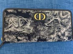 未使用　新作　CDロゴ クリスチャンディオール　長財布