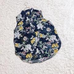 【H&M】　シアーノースリーブブラウス　（４２）　花柄　ボタニカル柄　ネイビー