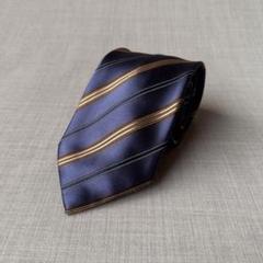 美品 Brioni ブリオーニ シルクネクタイ ブルー イタリア製のサムネイル