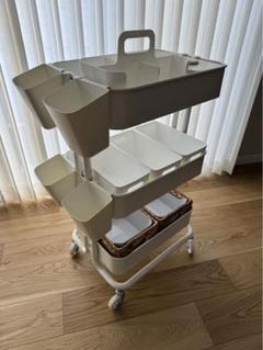 IKEAロースコグ ホワイト キッチンラック ワゴン3段 ベビーワゴン IKEA ベビーワゴンのおすすめ商品とおしゃれな実例 ｜ RoomClip