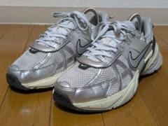 新品未使用　NIKE ナイキ V2K RUN 25.5㎝ Amazon | [ナイキ] V2K ラン V2K RUN サミットホワイト/ピュア