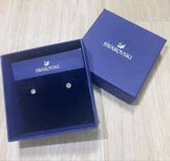 スワロフスキー ピアス