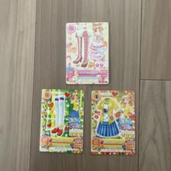 アイカツカード 4枚セット ホログラム加工 夏樹みくる アイカツカード 4枚セット 夏樹みくる 新条ひなき ヴィヴィッド