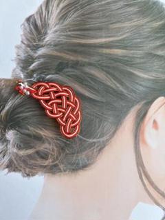 松結びのヘアクリップ　髪飾り　水引アクセサリー　オレンジ　【ハンドメイド】