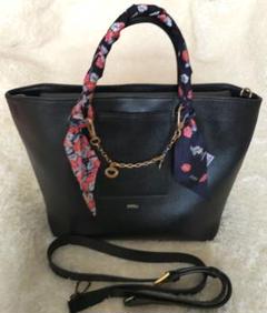 FURLA フルラ チャーム付き 大型トートバッグハンドバッグ【訳