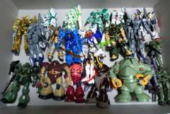 νガンダム　超大量　まとめ売り　ガンプラ　ソフビ　ジャンク 2025年最新】ガンプラ ジャンク 大量の人気アイテム - メルカリ