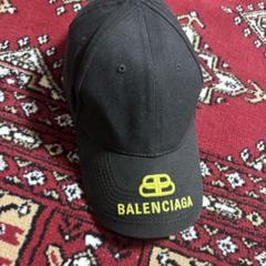 BALENCIAGA 黒 ベースボールキャップ