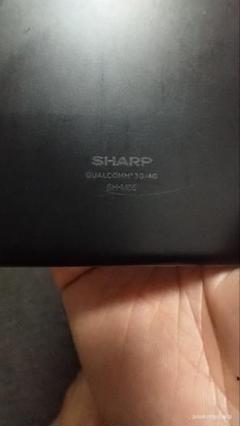SHARP SH-M05 スマートフォン 本体のサムネイル