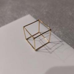 最終お値下げ☆SHIHARA☆スクエアピアス(2cm)