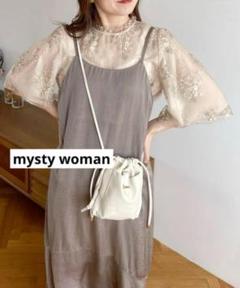mysty woman ミスティーウーマン フローラルレースシアーSSブラウス