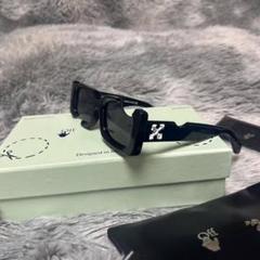 2025年最新】off white sunglassの人気アイテム - メルカリ