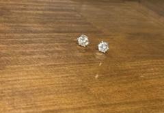 本物 一粒 天然 ダイヤ ピアス 2ct Pt900 バラ売り可 本物 一粒 天然 ダイヤ ピアス 2ct Pt900 バラ売り可 - メルカリ